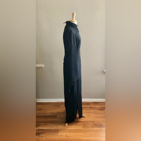 Rare Designer Lloyd Klein long black-crêpe gown. - Picture 5 of 10